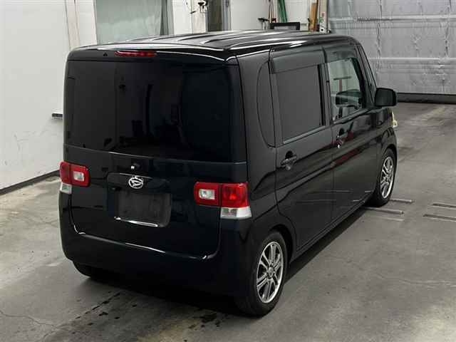 DAIHATSU TANTO 2008
