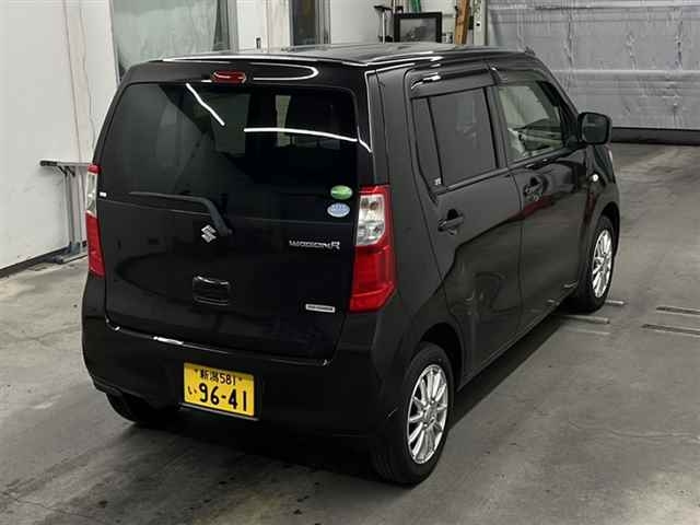 SUZUKI WAGON R 2015