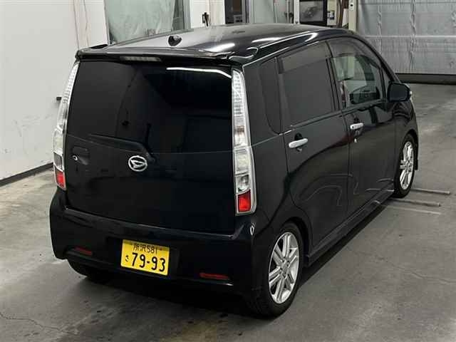 DAIHATSU MOVE 2011