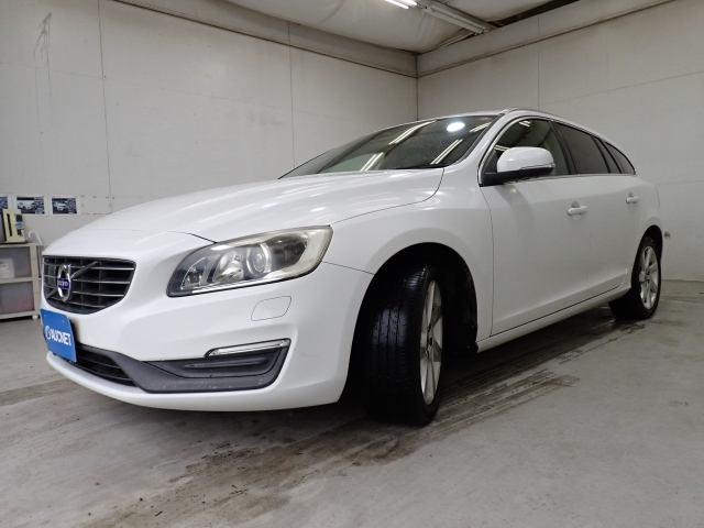 VOLVO V60 2014