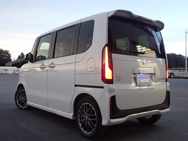 HONDA N BOX 2025