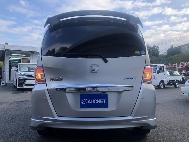 HONDA FREED 2013