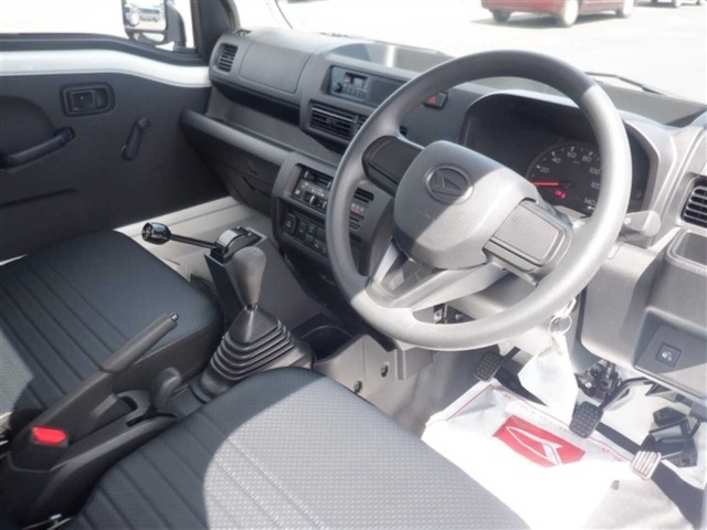 DAIHATSU HIJET TRUCK 2024