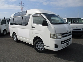 TOYOTA HIACE VAN 2012