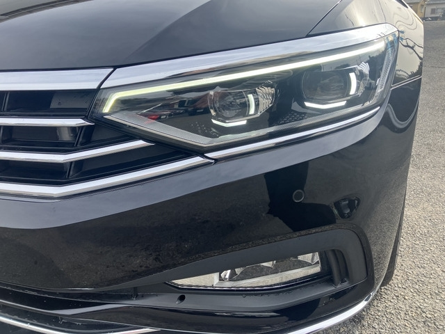 VOLKSWAGEN PASSAT VARIANT 2021