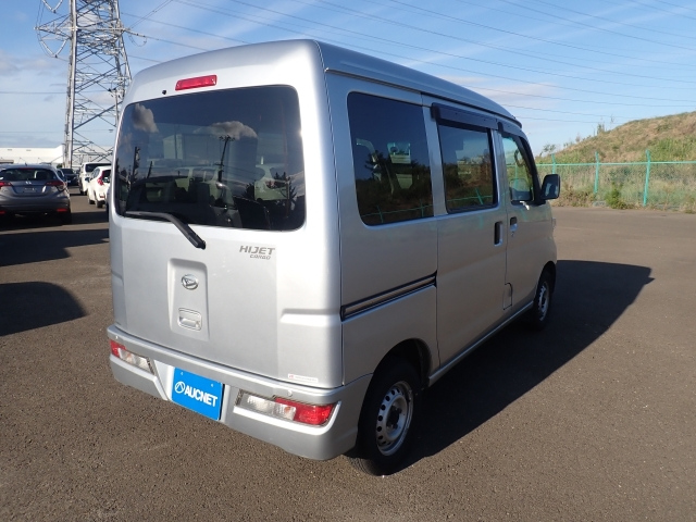 DAIHATSU HIJET VAN 2019