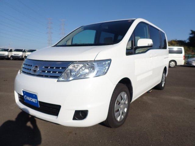 NISSAN SERENA 2010