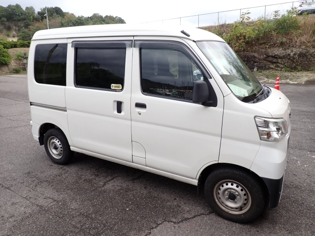 DAIHATSU HIJET VAN 2018