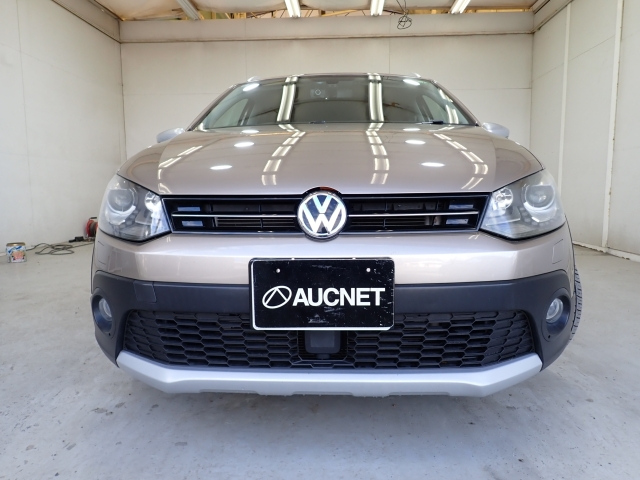 VOLKSWAGEN CROSS POLO 2015