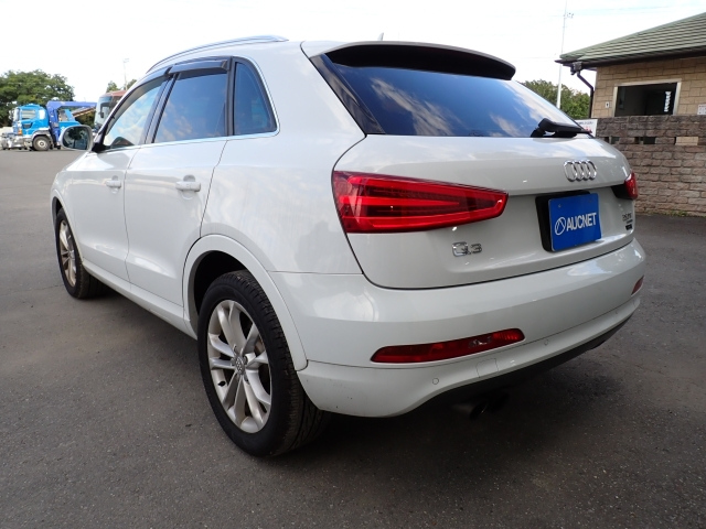 AUDI Q3 2012