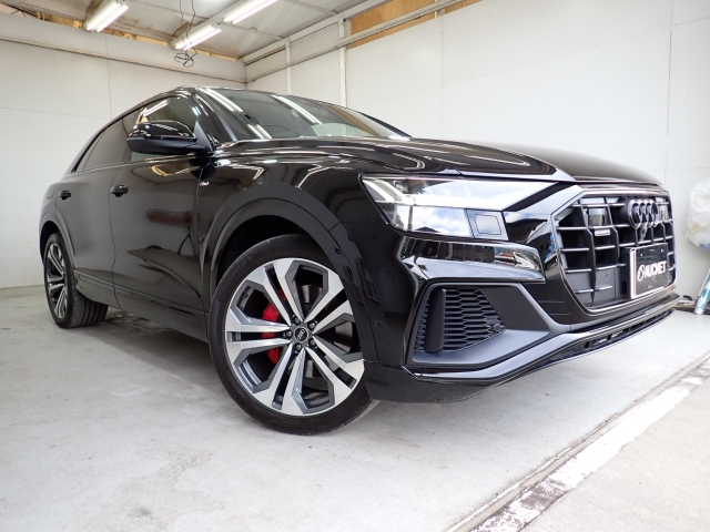 AUDI Q8 2022