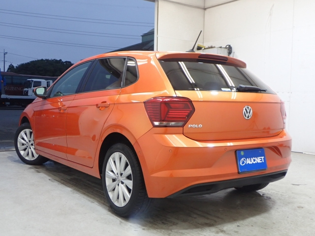 VOLKSWAGEN POLO 2018