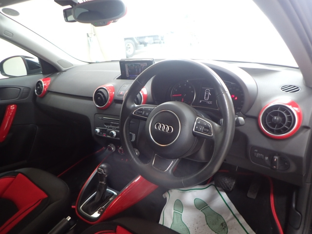 AUDI A1 2016