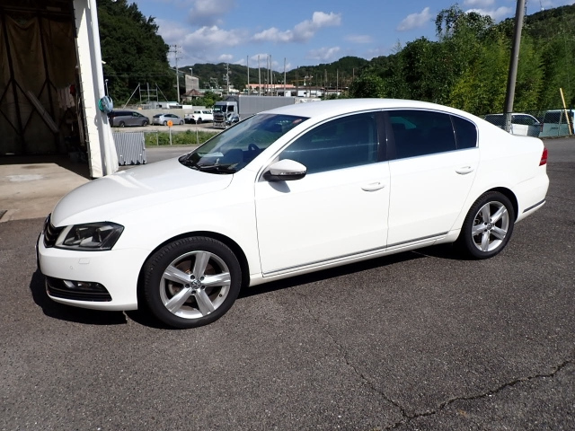 VOLKSWAGEN PASSAT 2014