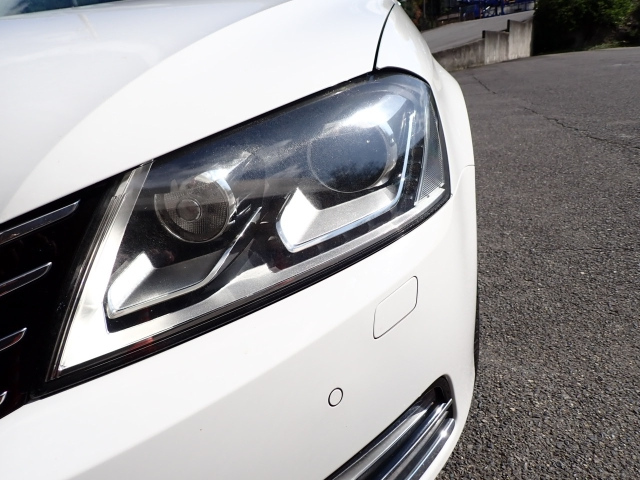 VOLKSWAGEN PASSAT 2014