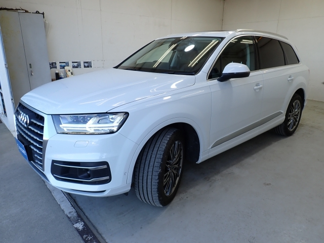 AUDI Q7 2018