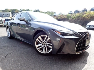 LEXUS IS 2023