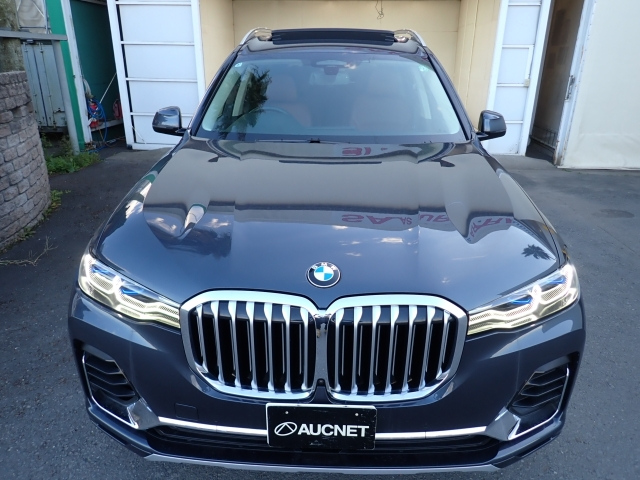 BMW X7 2021