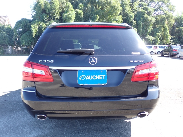 MERCEDES BENZ E CLASS WAGON 2010