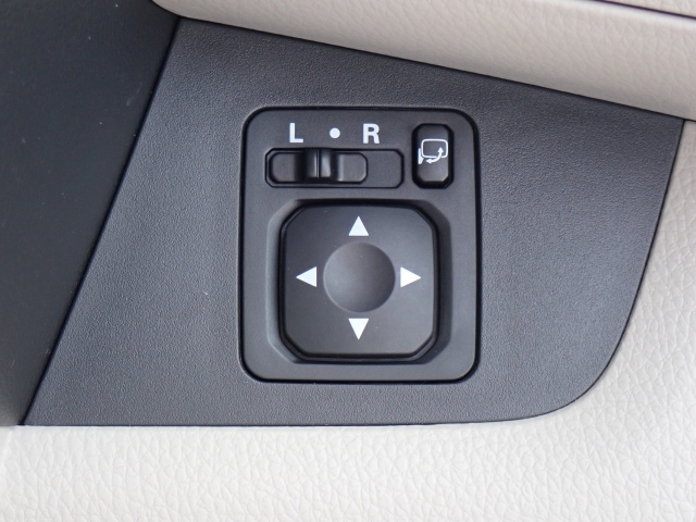 NISSAN DAYZ ROOX 2018