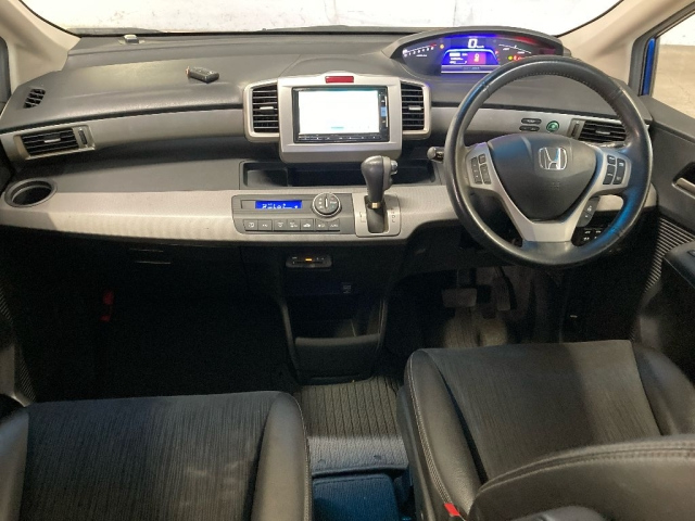 HONDA FREED 2014