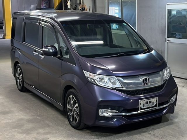 HONDA STEP WAGON 2017