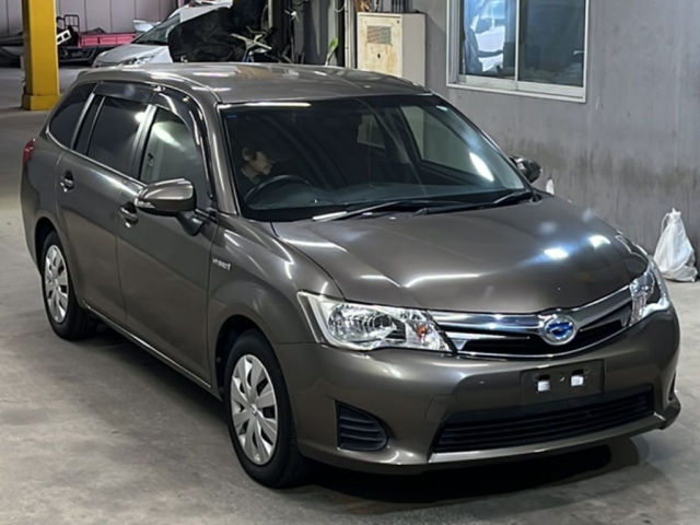 TOYOTA COROLLA FIELDER 2014