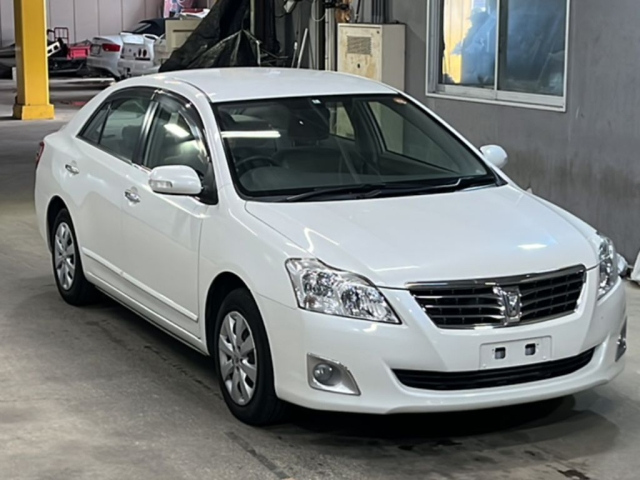 TOYOTA PREMIO 2010