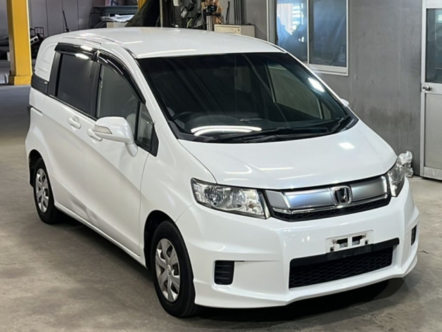 HONDA FREED 2014