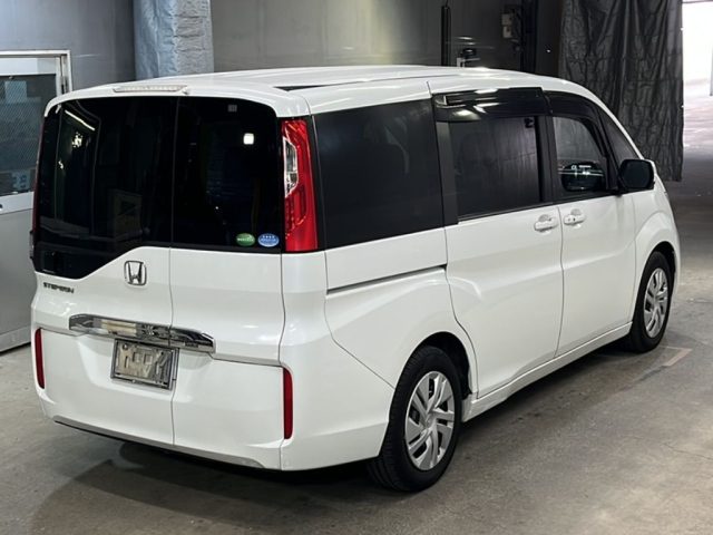 HONDA STEP WAGON 2016