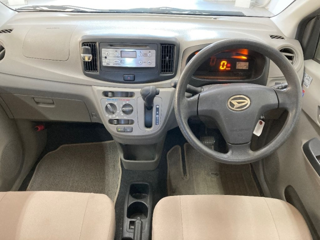 DAIHATSU MIRA E S 2012