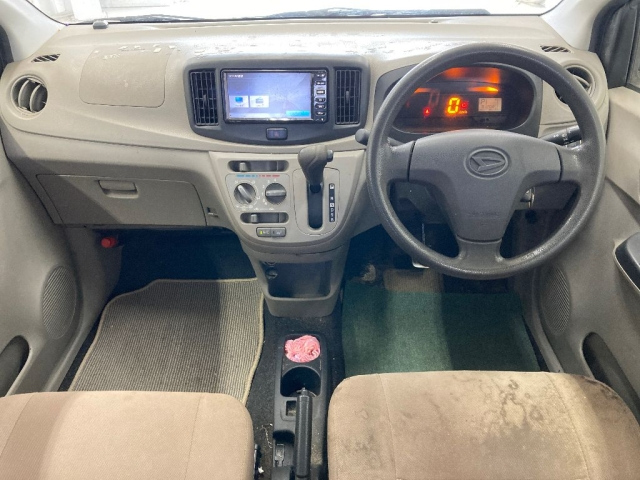 DAIHATSU MIRA E S 2012