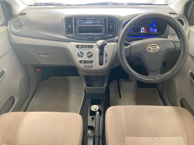 DAIHATSU MIRA E S 2012