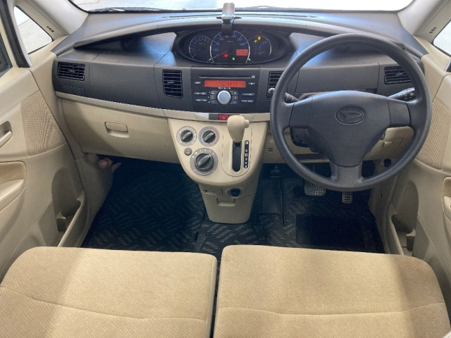 DAIHATSU MOVE 2010