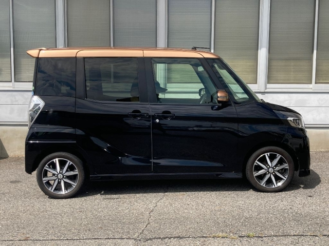 NISSAN DAYZ ROOX 2017