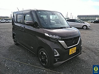 NISSAN ROOX 2022