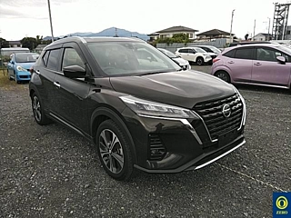 NISSAN KIX 2022