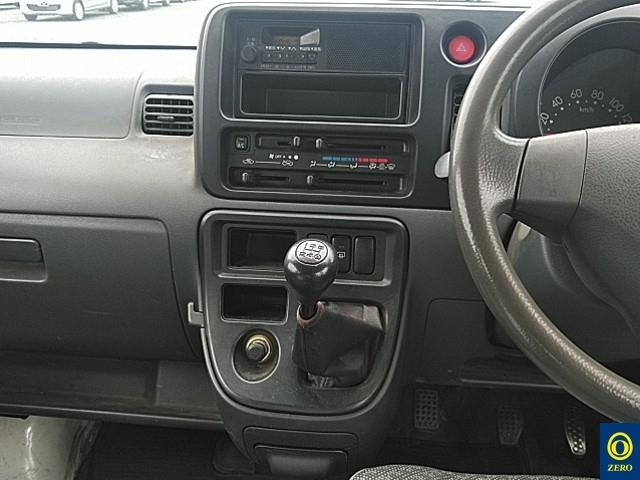 DAIHATSU HIJET VAN 2013