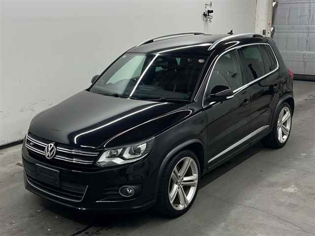 VOLKSWAGEN TIGUAN 2014