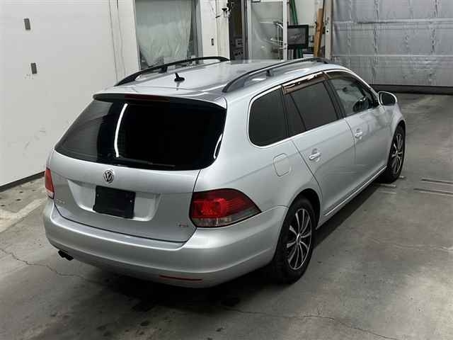 VOLKSWAGEN GOLF VARIANT 2011