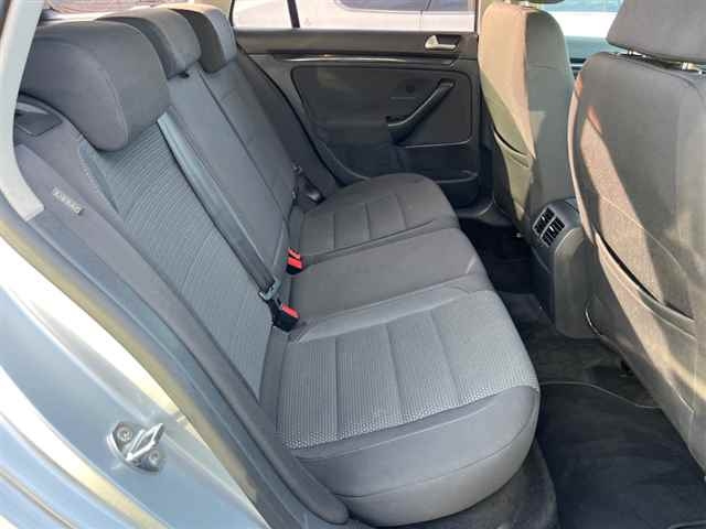 VOLKSWAGEN GOLF VARIANT 2011