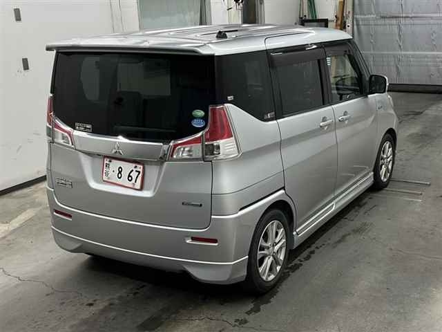 MITSUBISHI DELICA D2 2016