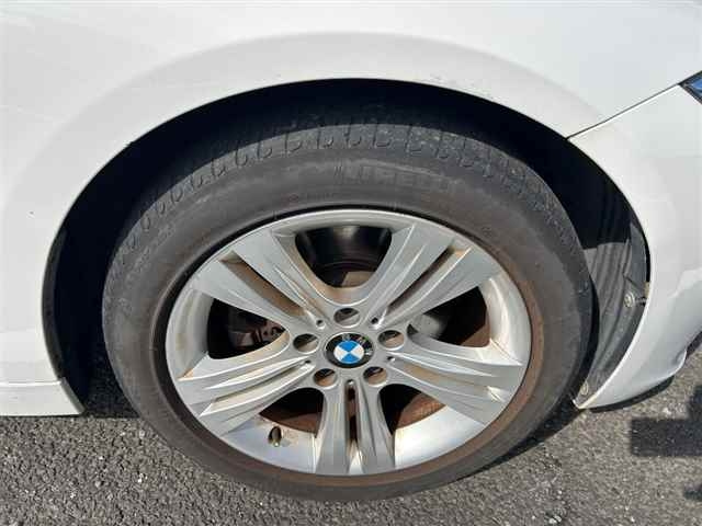 BMW 3 SERIES 2012