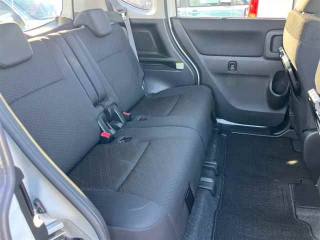 MITSUBISHI DELICA D2 2018