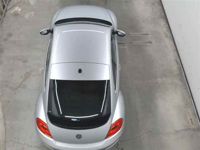 VOLKSWAGEN THE BEETLE 2012