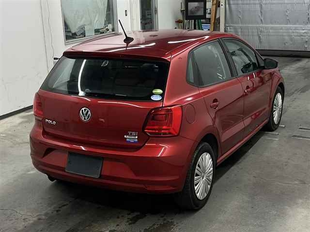 VOLKSWAGEN POLO 2014