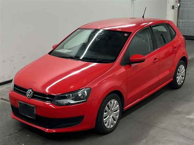 VOLKSWAGEN POLO 2012