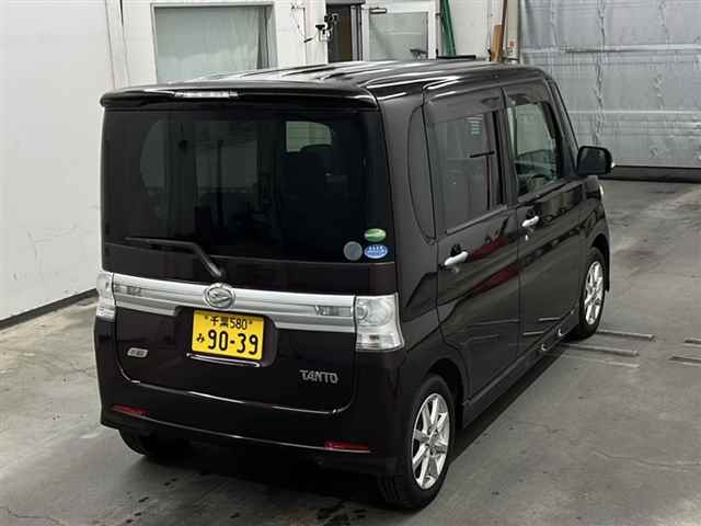 DAIHATSU TANTO 2013