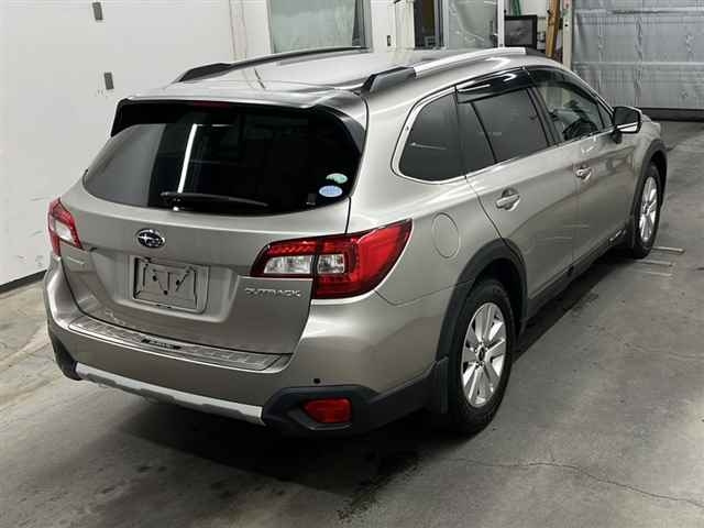 SUBARU LEGACY OUTBACK 2015