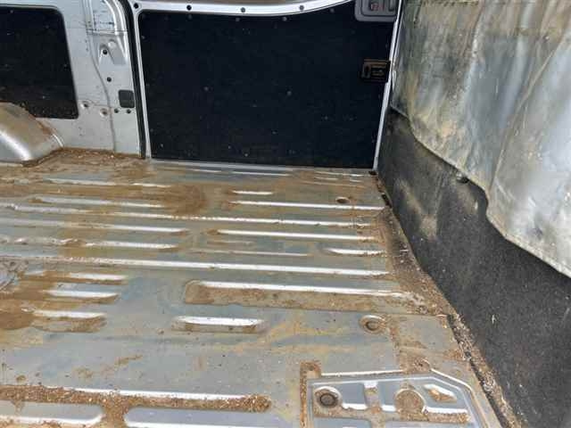 NISSAN CARAVAN VAN 2015